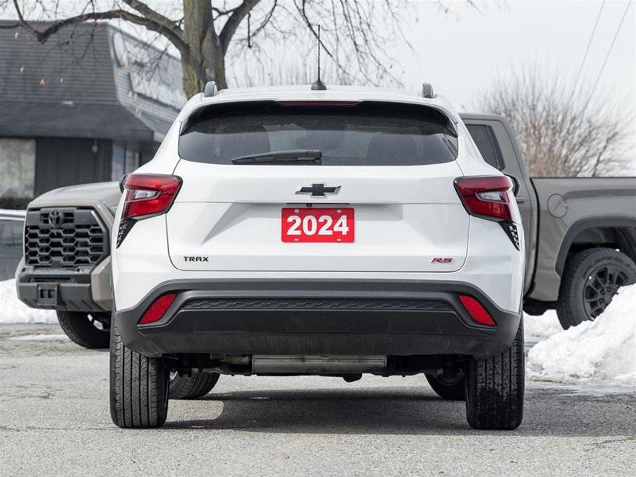 2024 Chevrolet Trax 2RS Heated Front Seats| Heated Steering Wheel| Backup Camera| Keyless Entry| 2RS Photo