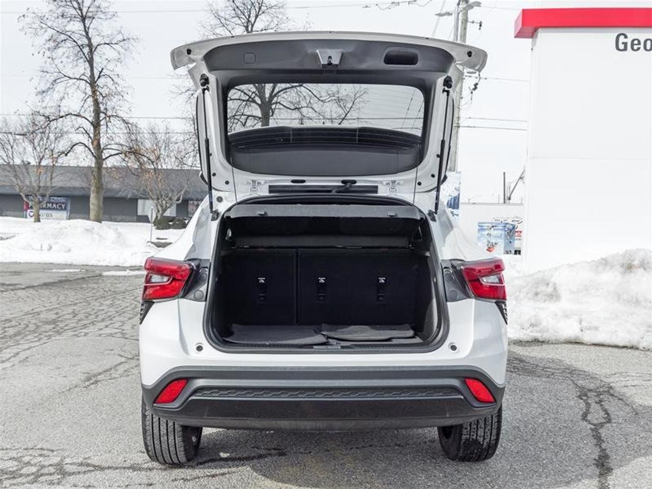 2024 Chevrolet Trax 2RS Heated Front Seats| Heated Steering Wheel| Backup Camera| Keyless Entry| 2RS Photo