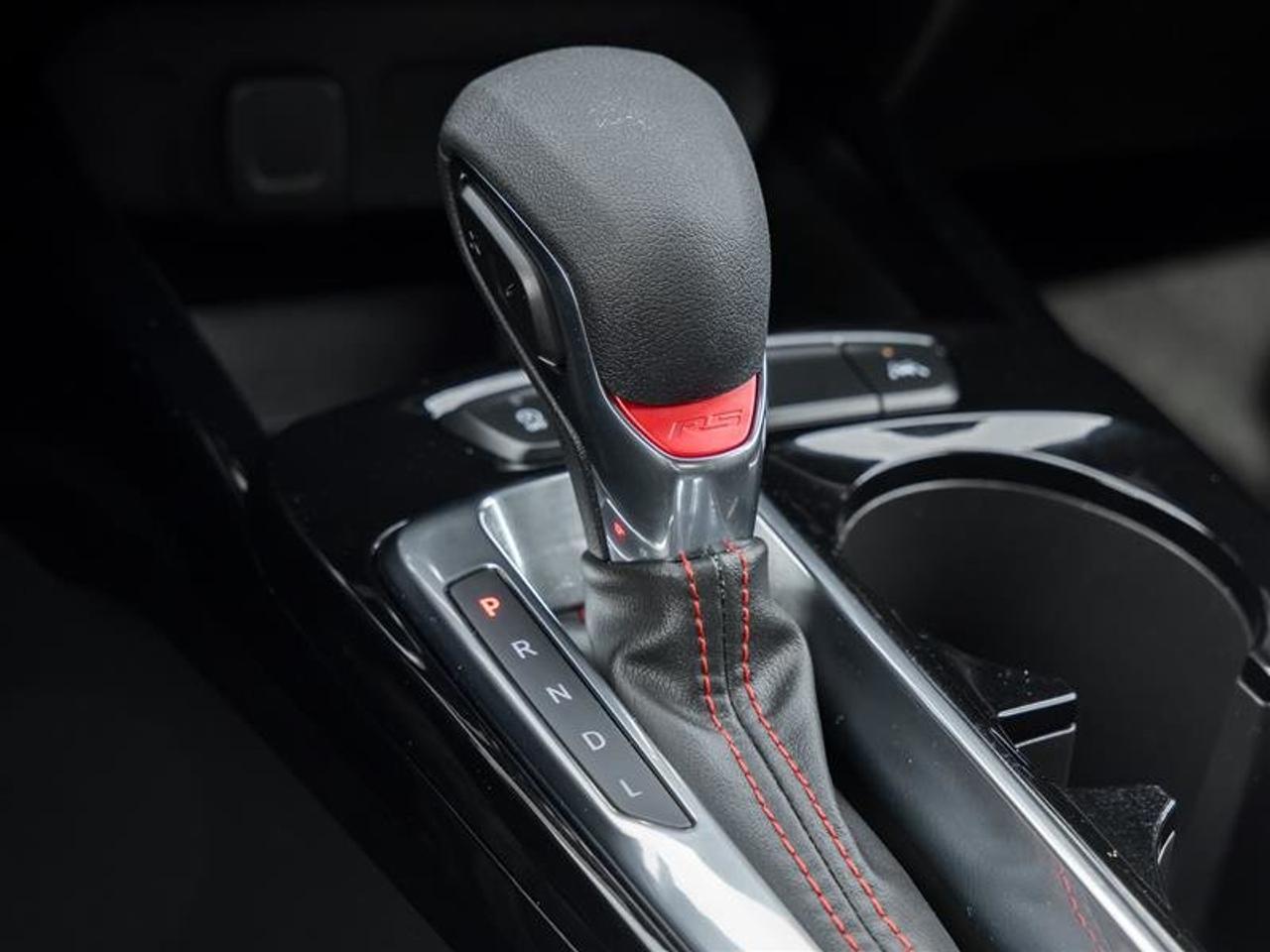 2024 Chevrolet Trax 2RS Heated Front Seats| Heated Steering Wheel| Backup Camera| Keyless Entry| 2RS Photo