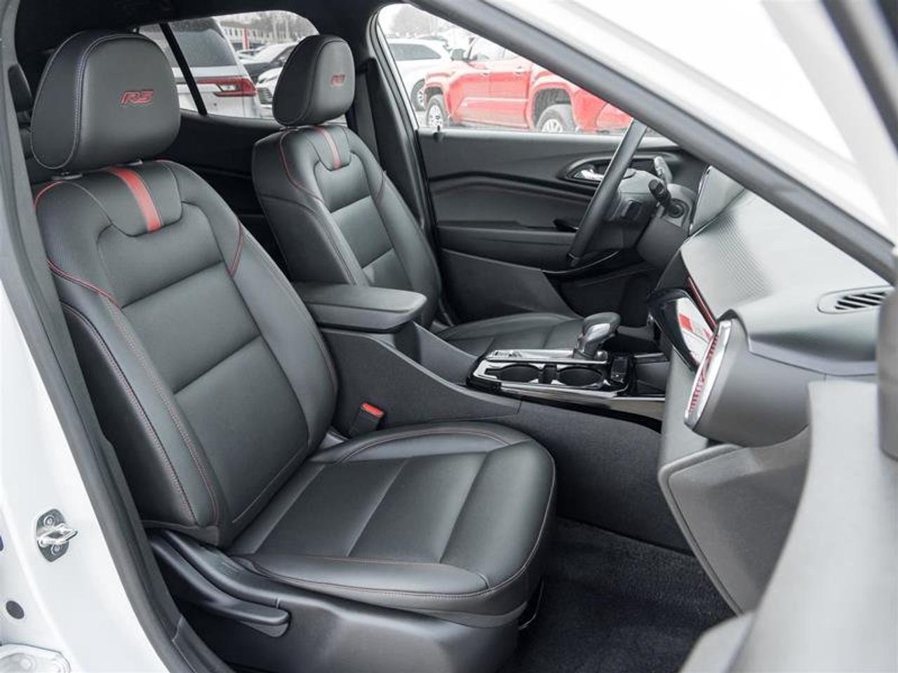 2024 Chevrolet Trax 2RS Heated Front Seats| Heated Steering Wheel| Backup Camera| Keyless Entry| 2RS Photo