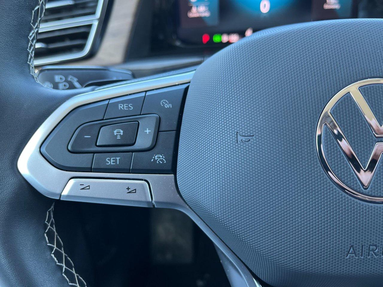 2025 Volkswagen Atlas Comfortline 2.0 TSI 4MOTION Photo