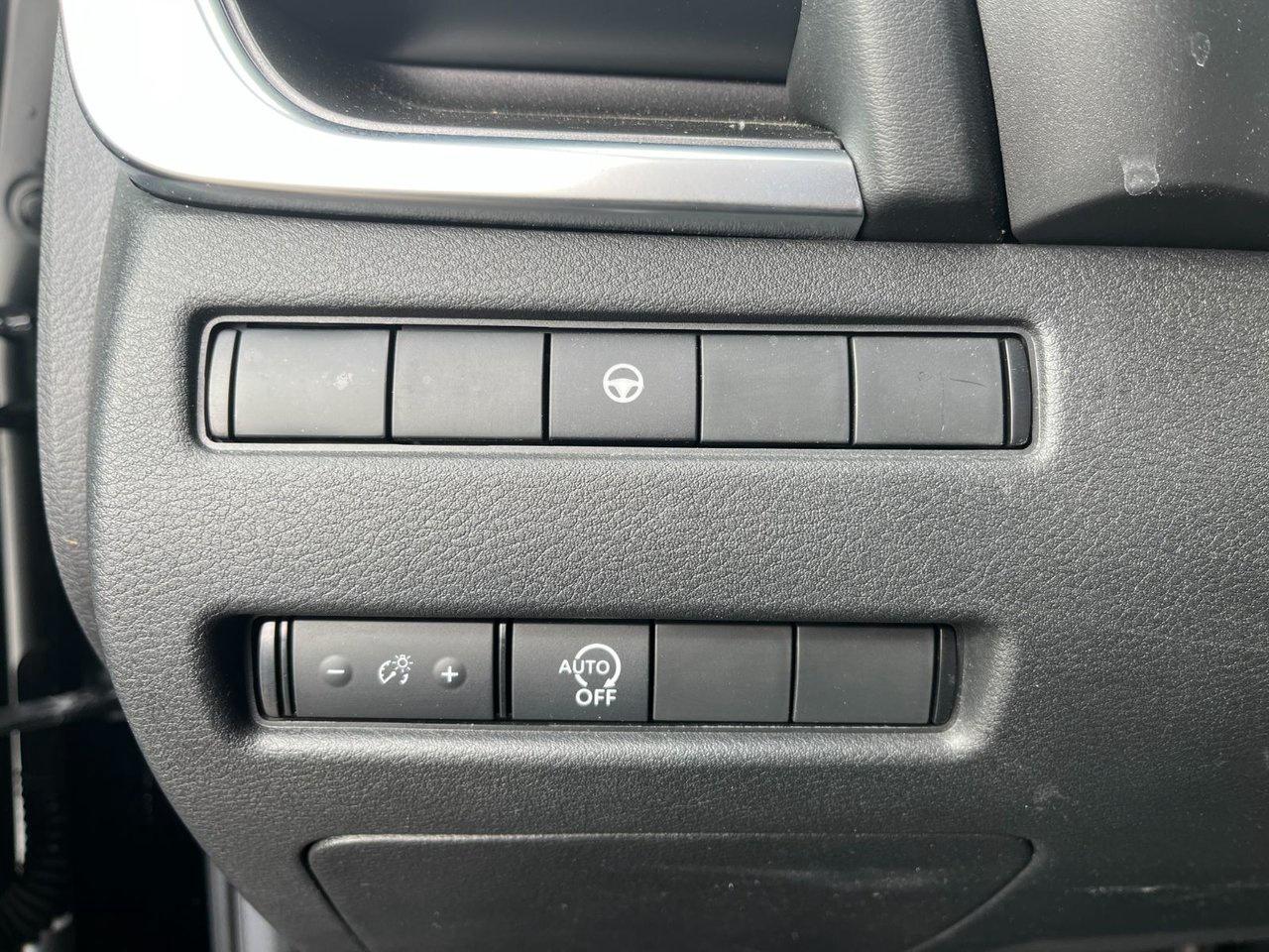 2023 Nissan Rogue AWD SV Moonroof Photo