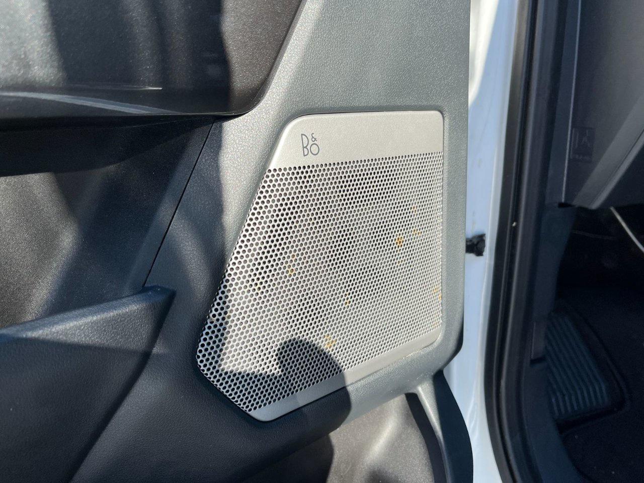 2021 Ford F-150 Lariat 4WD SuperCrew 5.5' Box Photo