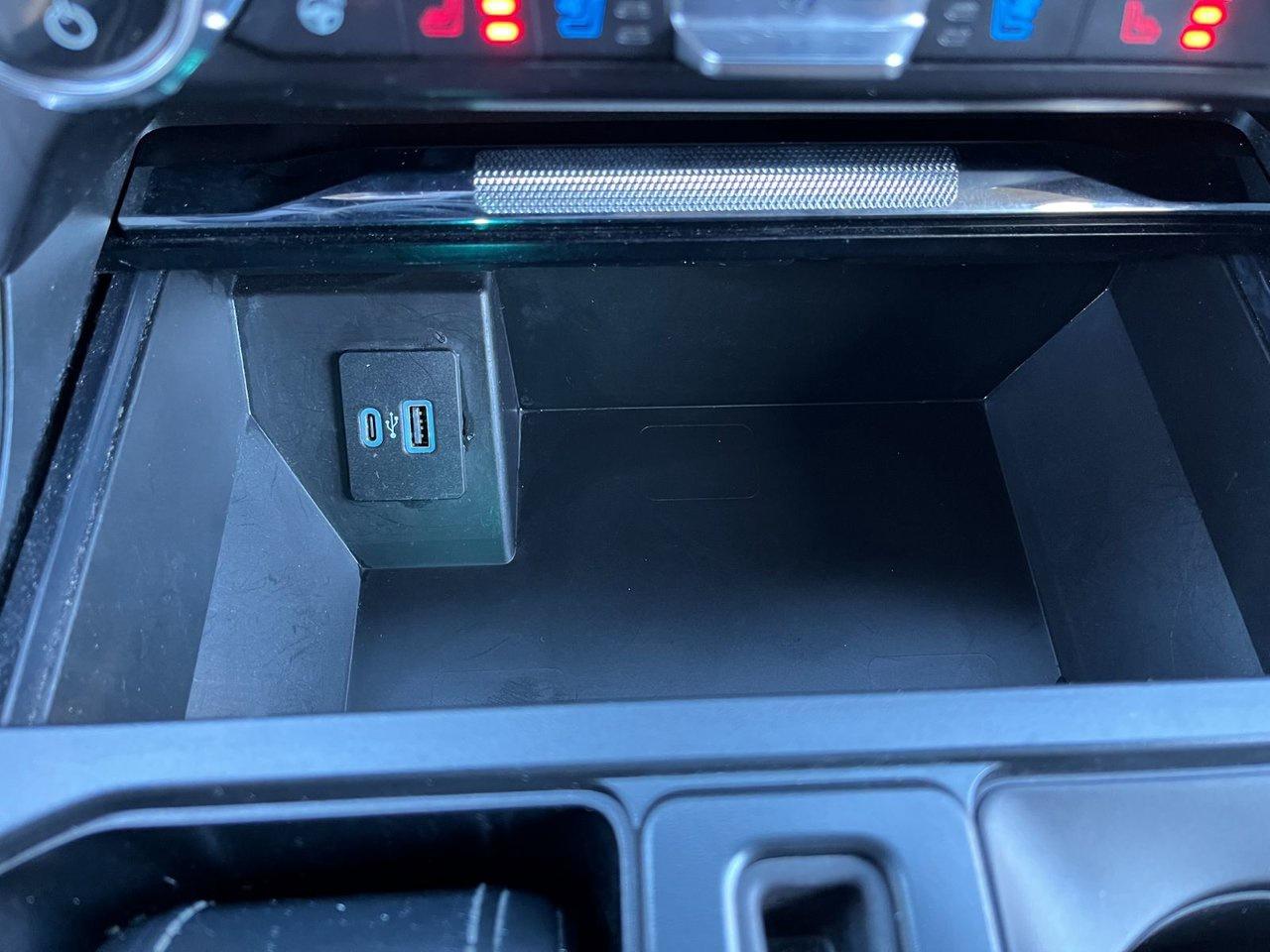 2021 Ford F-150 Lariat 4WD SuperCrew 5.5' Box Photo