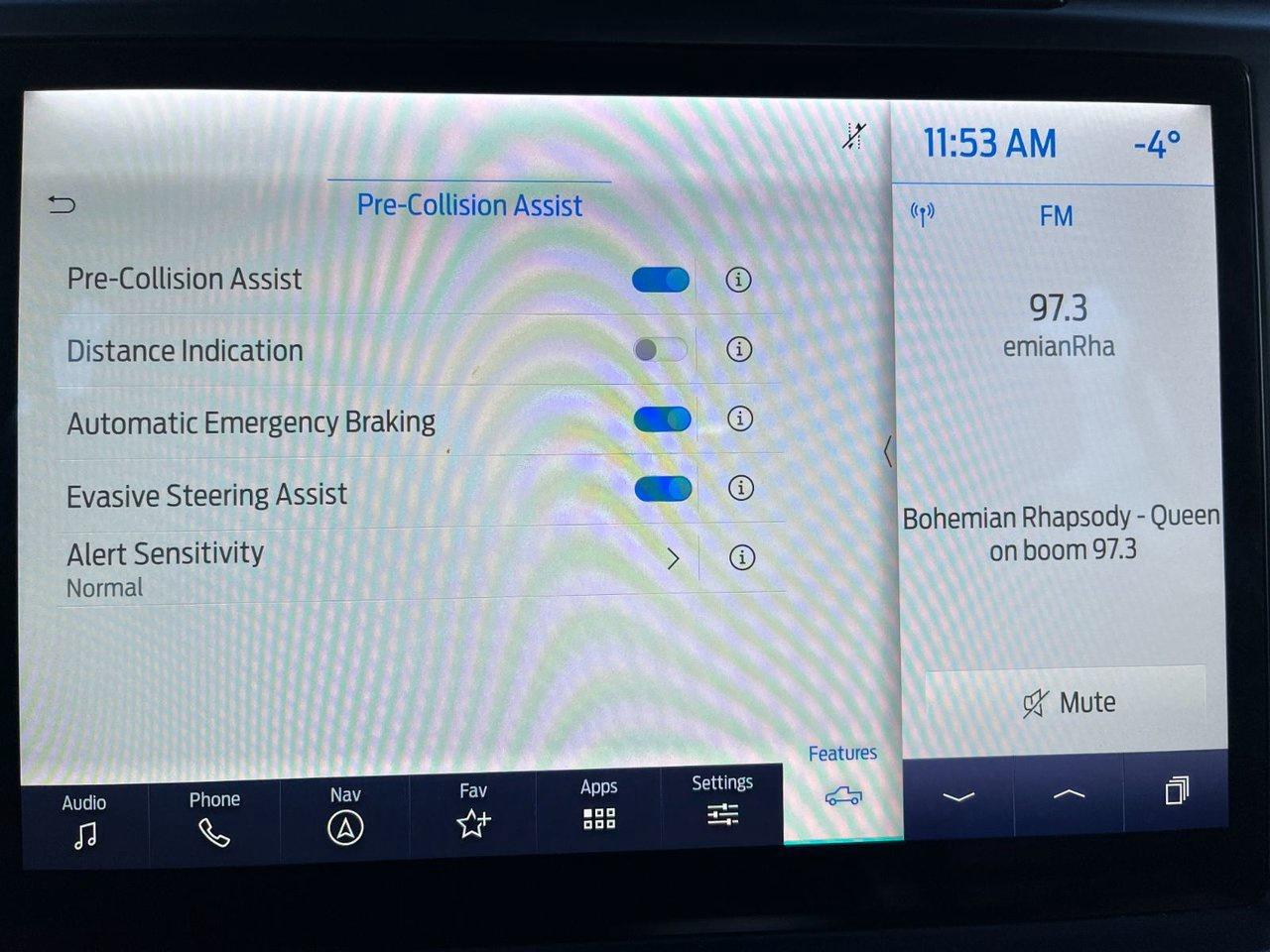 2021 Ford F-150 Lariat 4WD SuperCrew 5.5' Box Photo