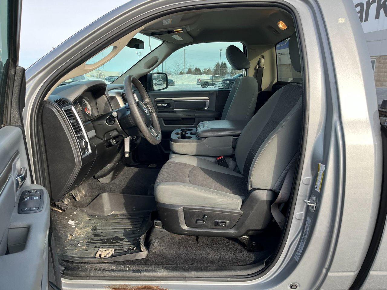 2019 RAM 1500 Classic SLT 4x4 Reg Cab 6'4 Box Photo
