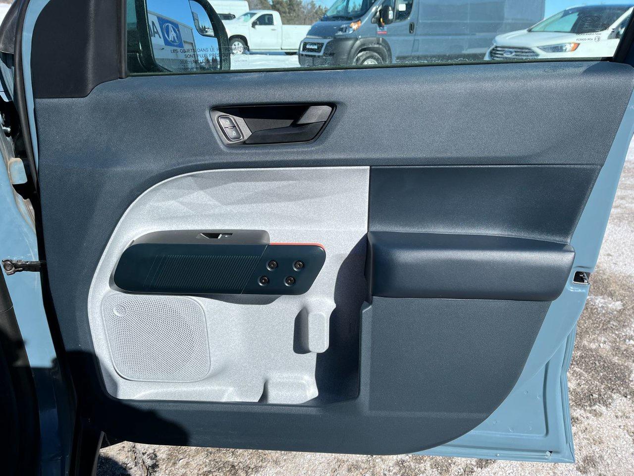 2023 Ford Maverick XLT FWD SuperCrew 4.5 Box Photo