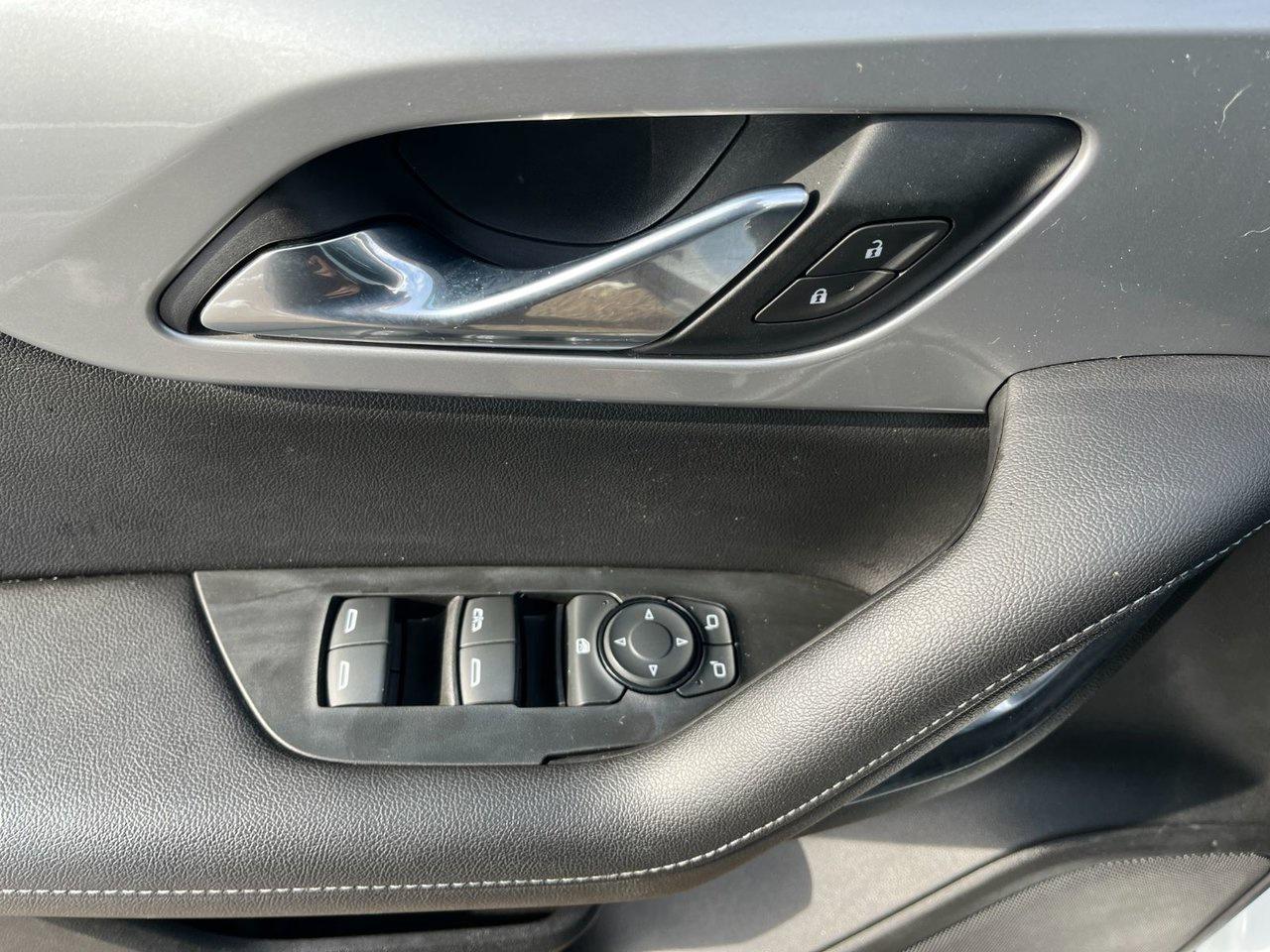 2021 Chevrolet Blazer AWD 4dr LT Photo