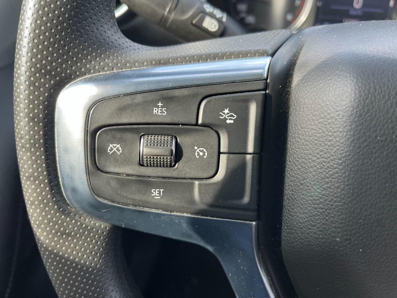 2021 Chevrolet Blazer AWD 4dr LT Photo