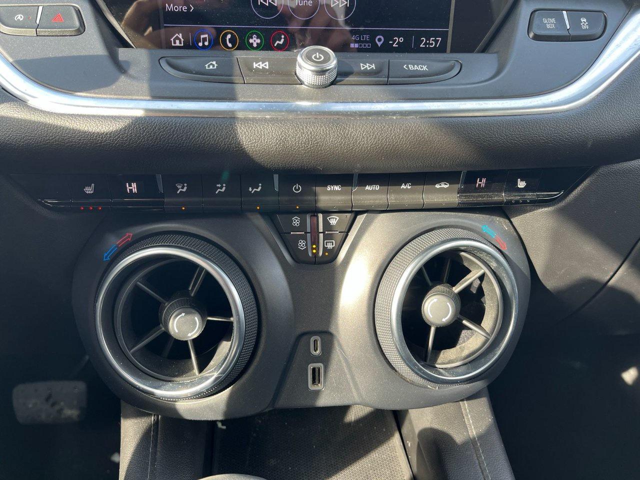 2021 Chevrolet Blazer AWD 4dr LT Photo