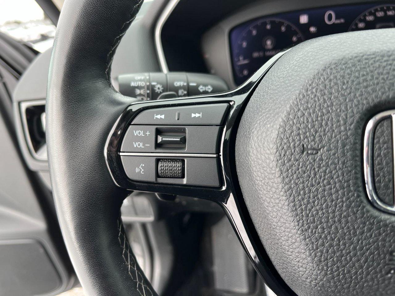 2022 Honda Civic Sedan Touring CVT Photo