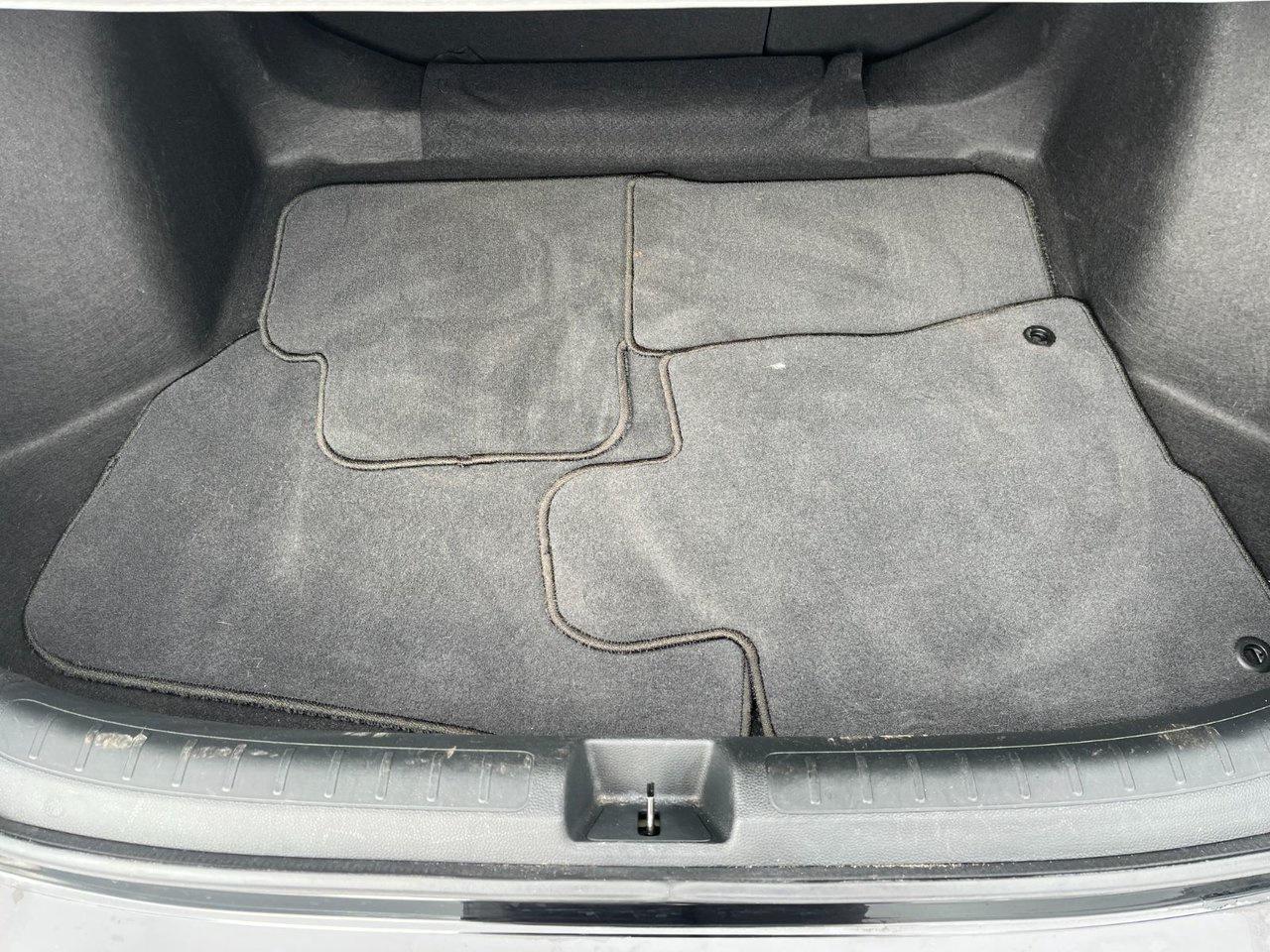 2022 Honda Civic Sedan Touring CVT Photo