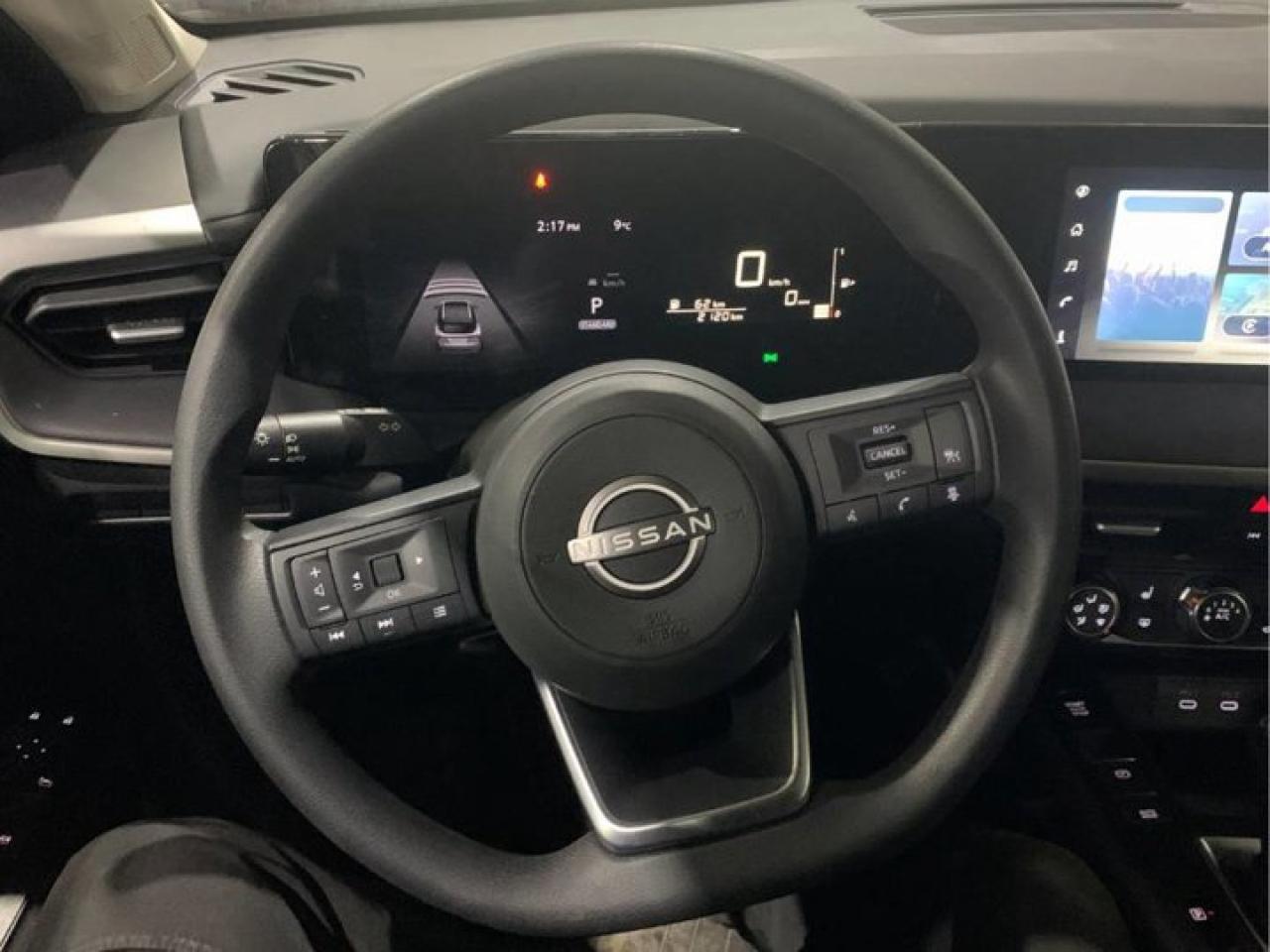 2025 Nissan Kicks S AWD | Intelligent Cruise | CarPlay + Android | BSW | Rear Camera | and More ! Photo3