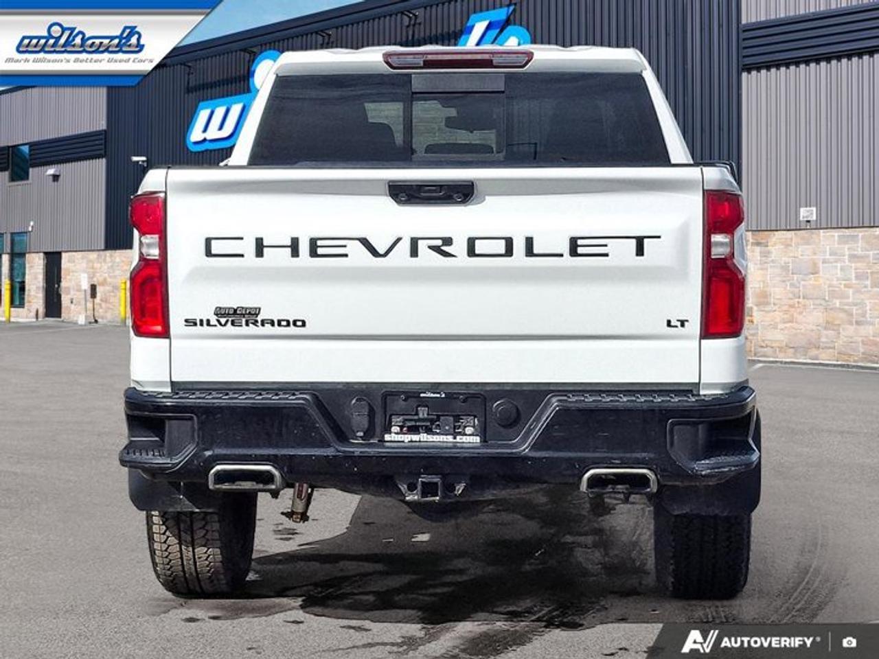 2024 Chevrolet Silverado 1500 LT Trail Boss | 6.2L | Z71 | Sunroof | Heated Seats + Steering | Remote Start | Carplay & More ! Photo