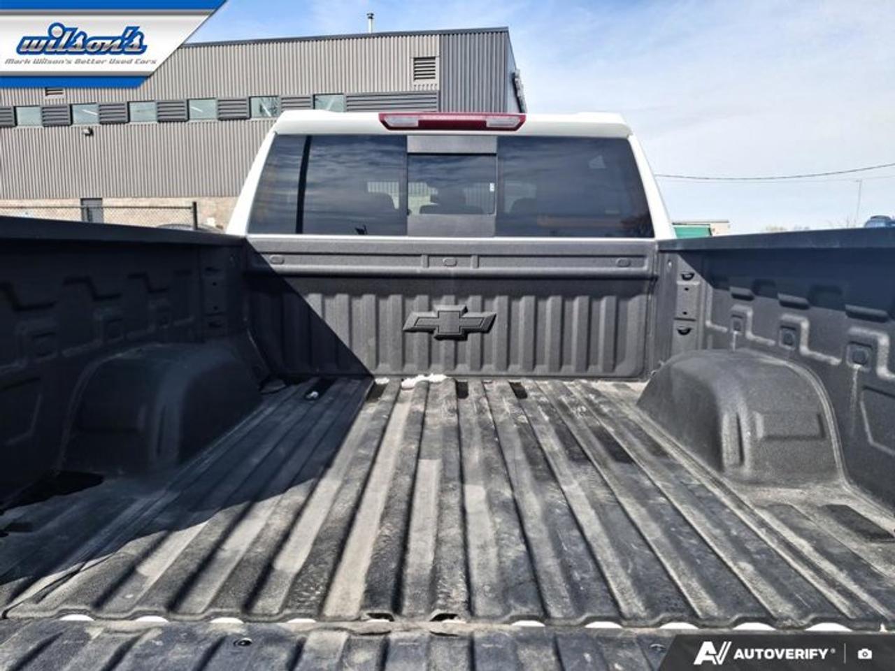 2024 Chevrolet Silverado 1500 LT Trail Boss | 6.2L | Z71 | Sunroof | Heated Seats + Steering | Remote Start | Carplay & More ! Photo