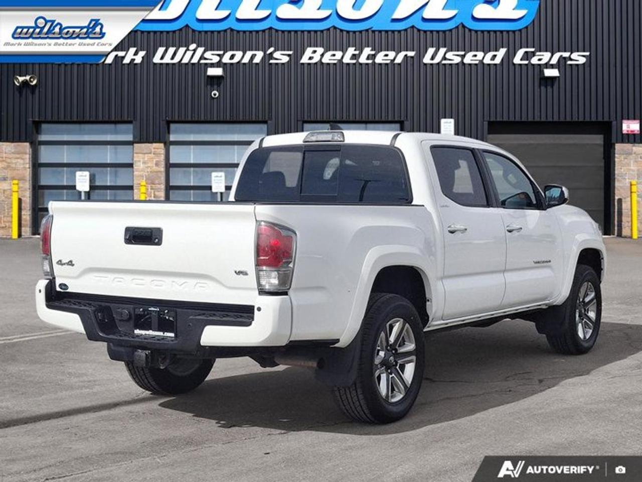 2019 Toyota Tacoma Limited Crew 4X4 | V6 | Navi | Leather | Sunroof |BSM | Radar Cruise | and More ! Photo