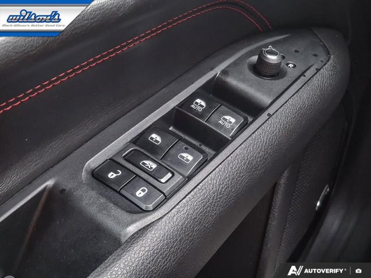 2024 Jeep Compass Trailhawk 4WD | Leather Trim | Sunroof | BSM | Heated Seats + Steering | Remote Start | and More ! Photo