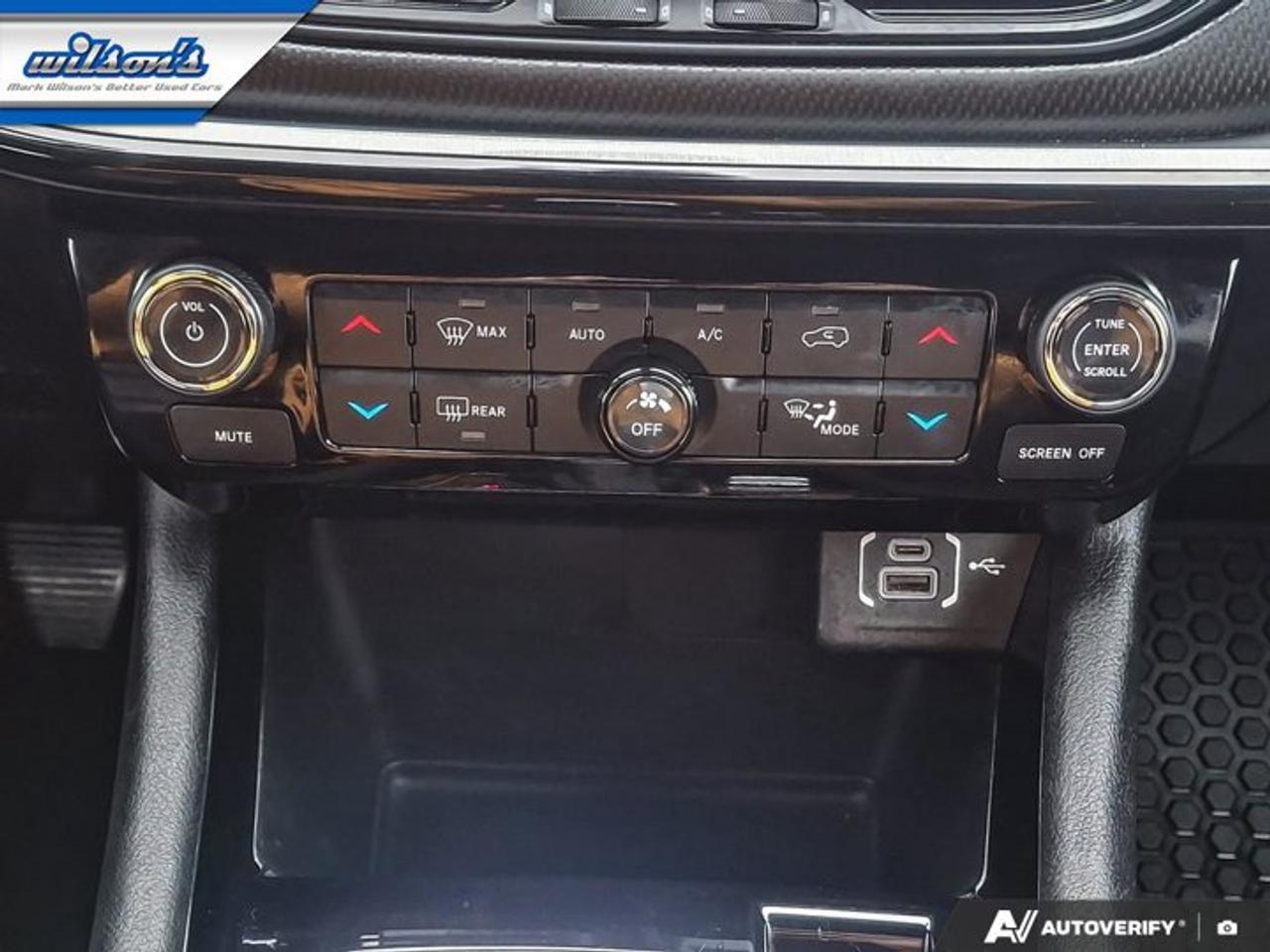 2024 Jeep Compass Trailhawk 4WD | Leather Trim | Sunroof | BSM | Heated Seats + Steering | Remote Start | and More ! Photo