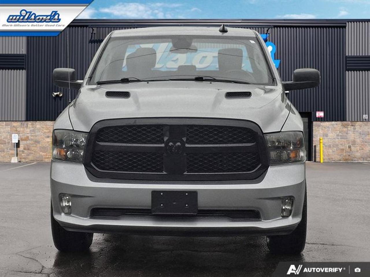 2021 RAM 1500 Classic Express 4x4 | 5.7L Hemi | Heated Seats + Steering | Remote Start | Carplay + Android Auto and More ! Photo