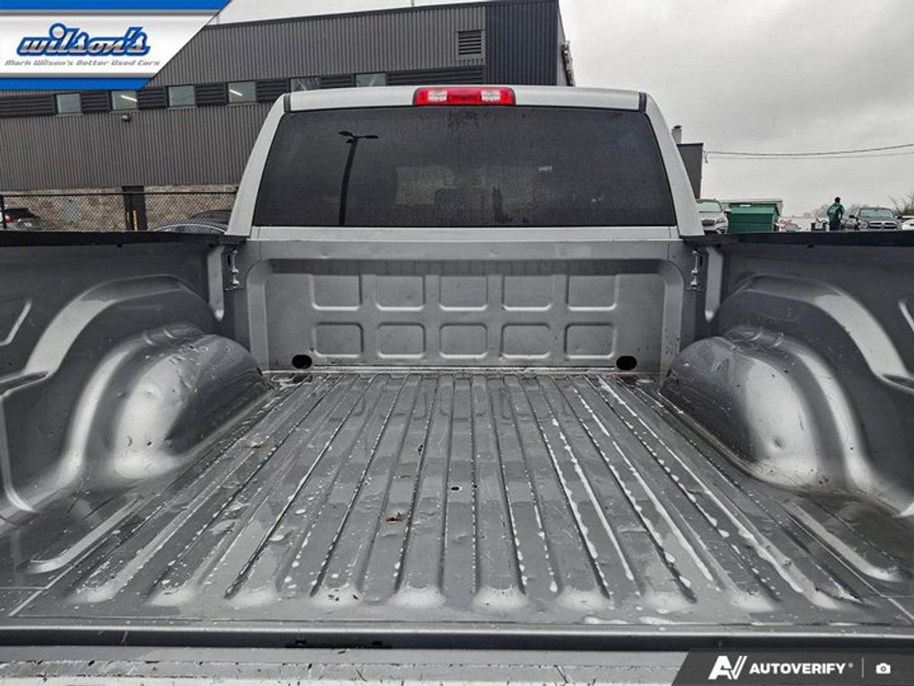 2021 RAM 1500 Classic Express 4x4 | 5.7L Hemi | Heated Seats + Steering | Remote Start | Carplay + Android Auto and More ! Photo