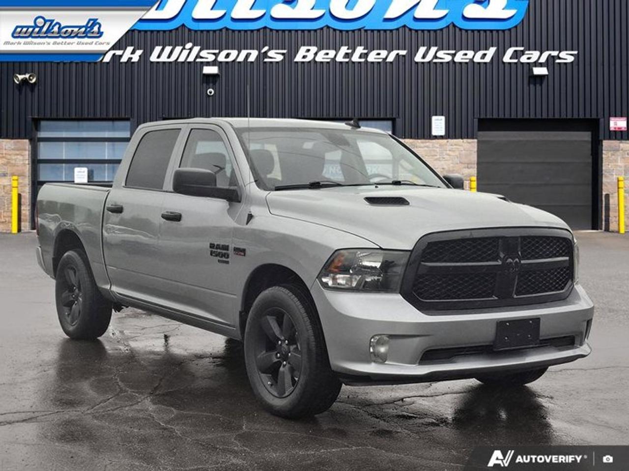 2021 RAM 1500 Classic Express 4x4 | 5.7L Hemi | Heated Seats + Steering | Remote Start | Carplay + Android Auto and More ! Photo
