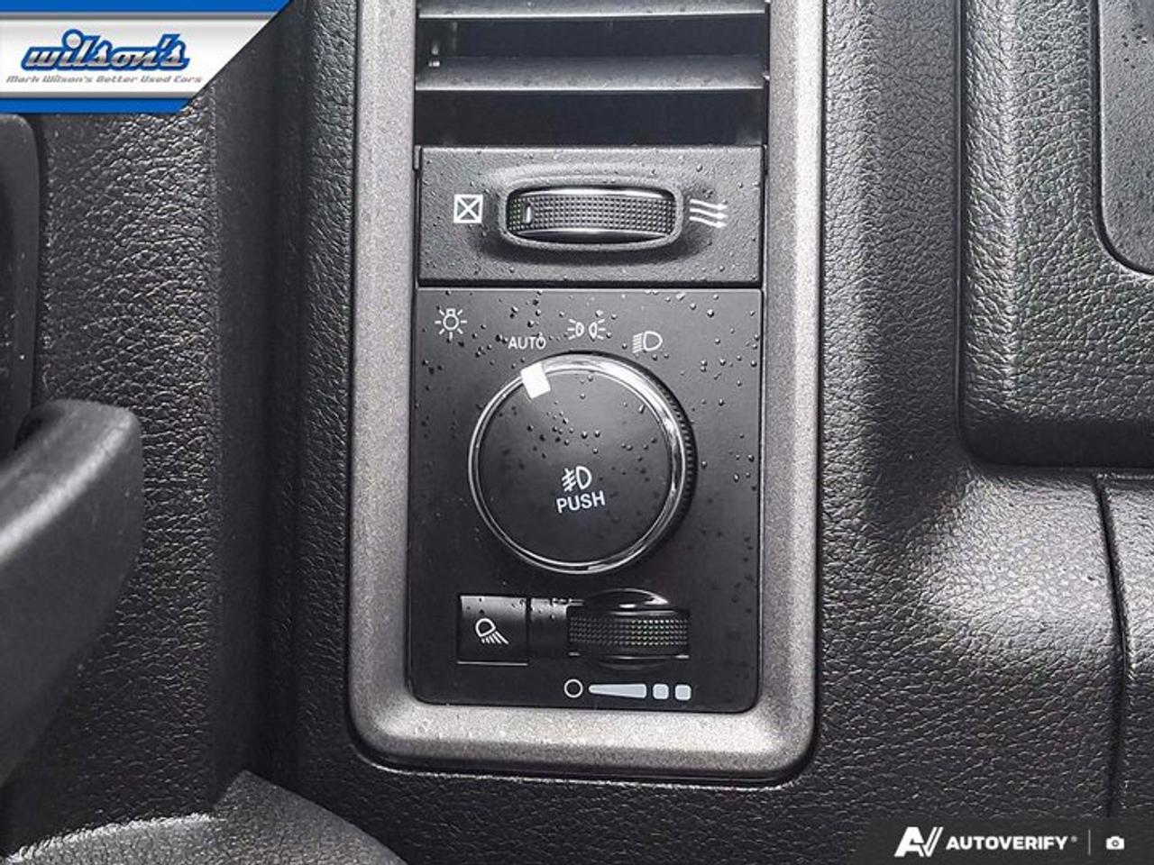 2021 RAM 1500 Classic Express 4x4 | 5.7L Hemi | Heated Seats + Steering | Remote Start | Carplay + Android Auto and More ! Photo