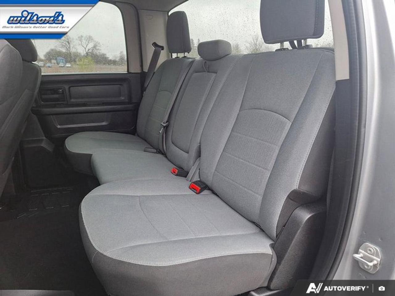 2021 RAM 1500 Classic Express 4x4 | 5.7L Hemi | Heated Seats + Steering | Remote Start | Carplay + Android Auto and More ! Photo