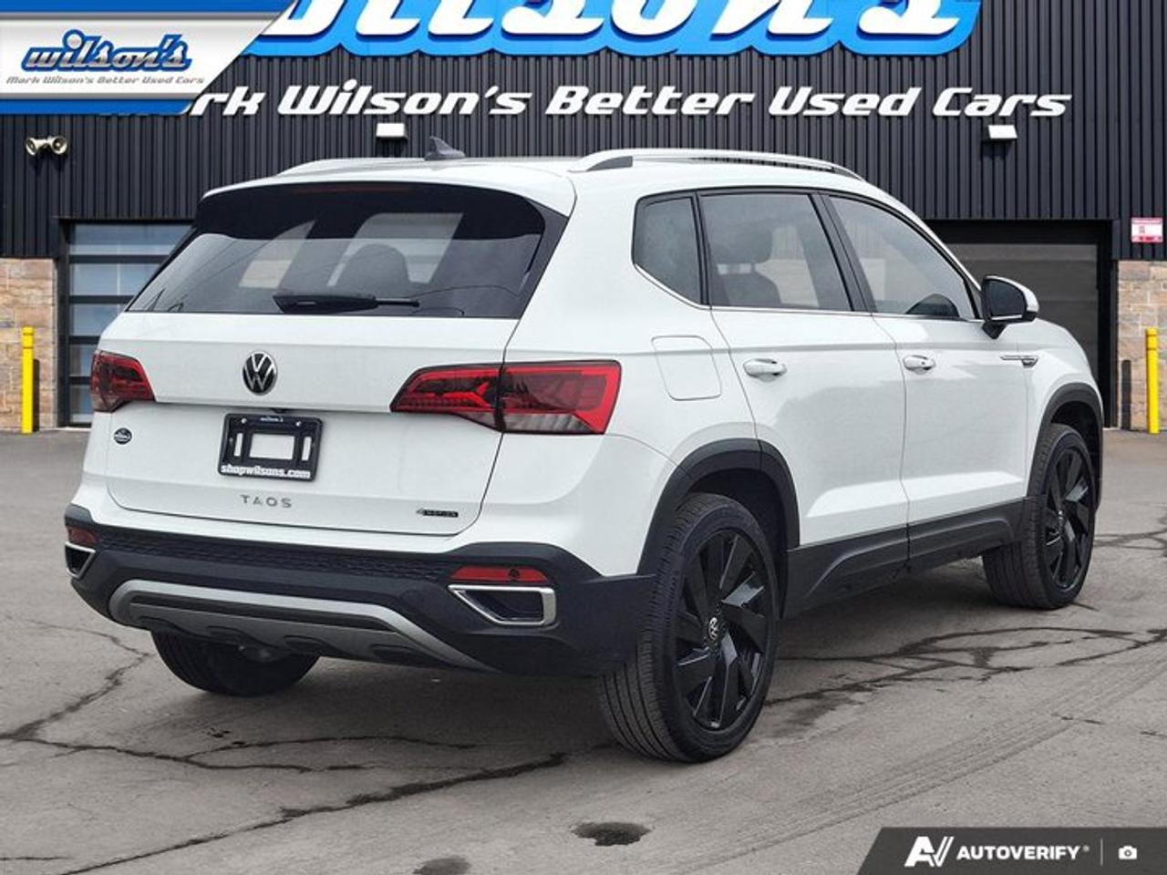 2024 Volkswagen Taos Highline AWD | Leather | Sunroof | Nav | 19" Wheels | Adaptive Cruise | Heated Wheel | and More ! Photo