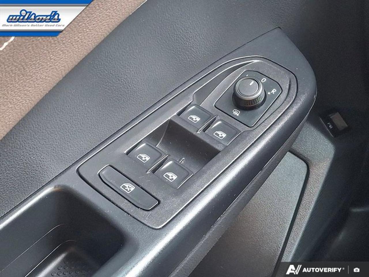 2024 Volkswagen Taos Highline AWD | Leather | Sunroof | Nav | 19" Wheels | Adaptive Cruise | Heated Wheel | and More ! Photo