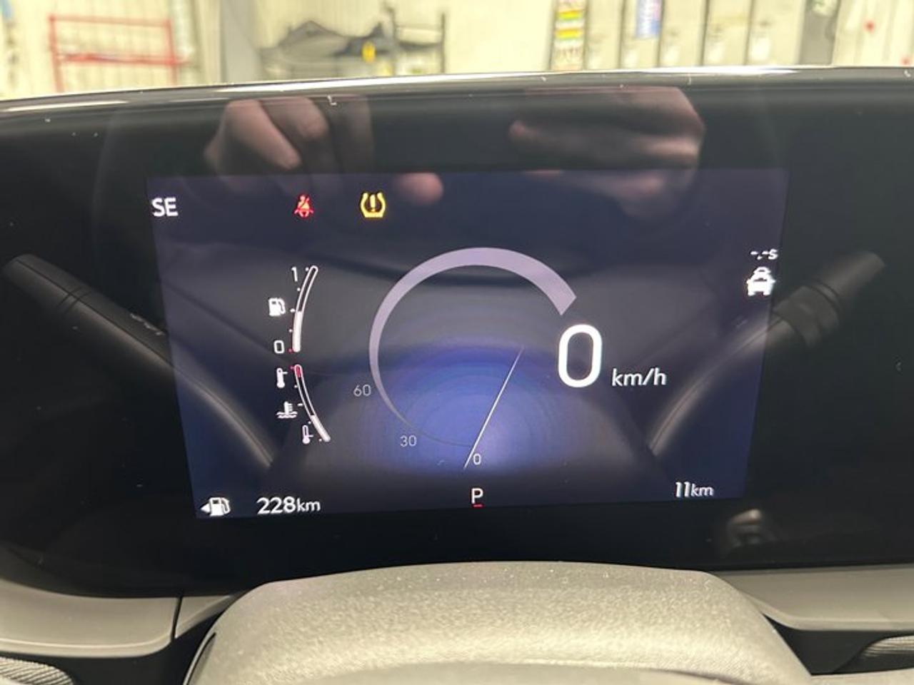13670837