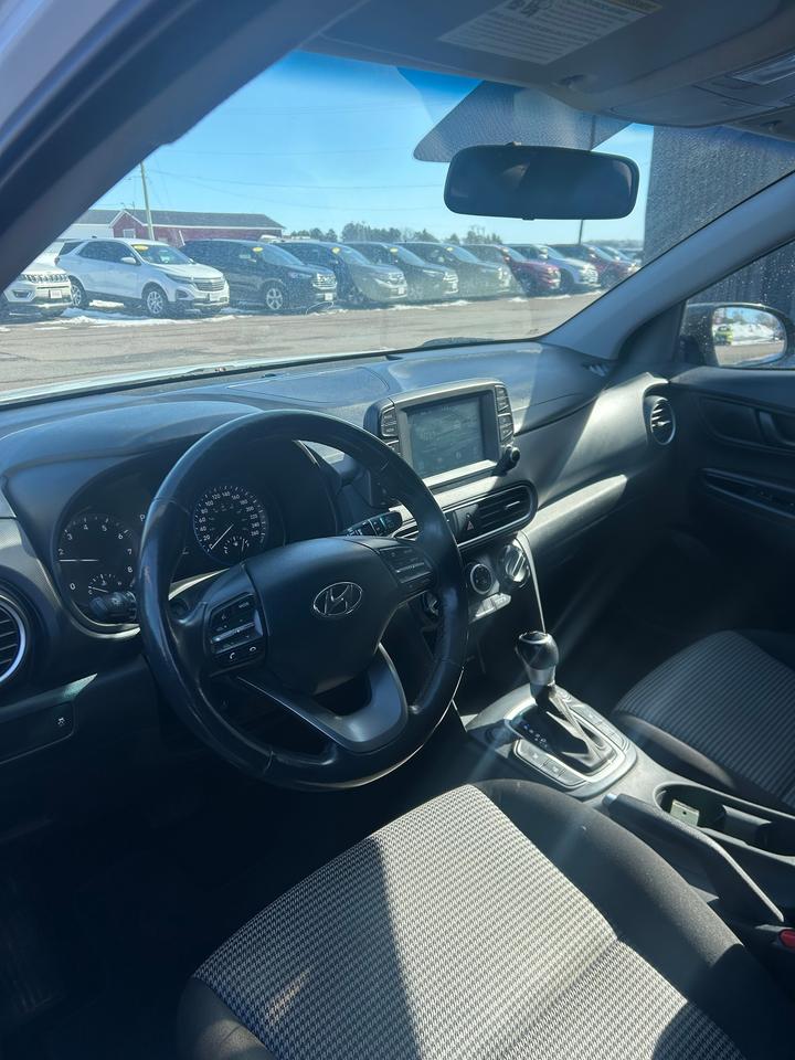 2021 Hyundai KONA Urban Edition Photo