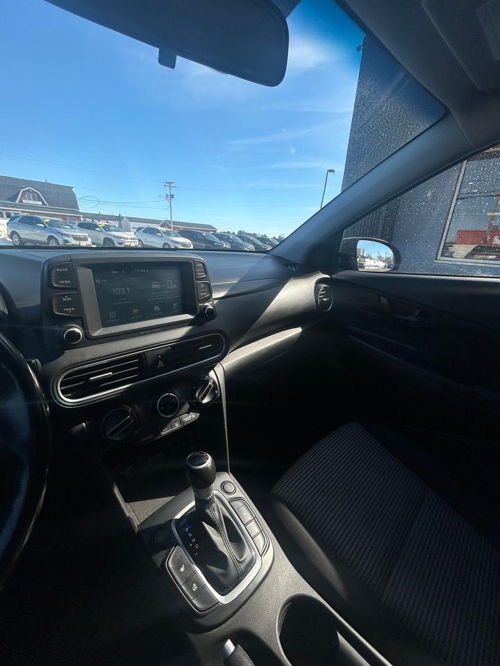 2021 Hyundai KONA Urban Edition Photo