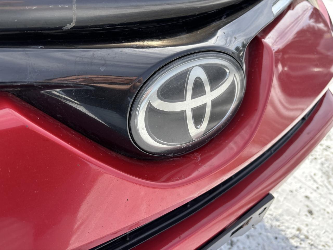 2017 Toyota RAV4 XLE ~SAFETY INCLUDES~PRICE CASH/FINANCE PRICE~ Photo