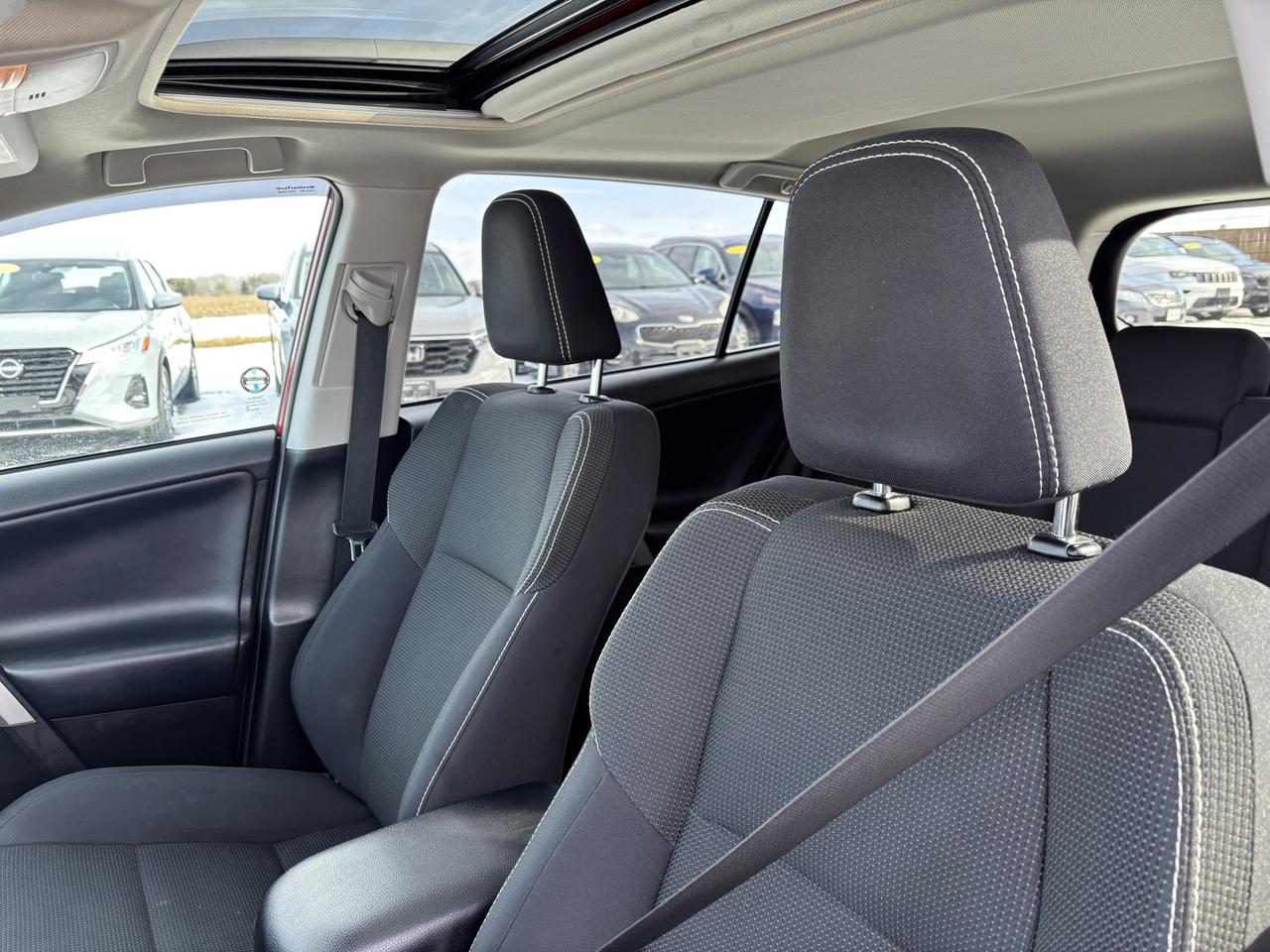 2017 Toyota RAV4 XLE ~SAFETY INCLUDES~PRICE CASH/FINANCE PRICE~ Photo