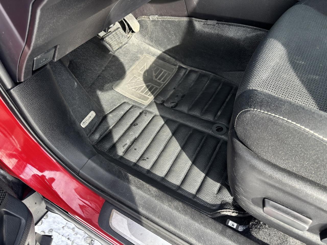 2017 Toyota RAV4 XLE ~SAFETY INCLUDES~PRICE CASH/FINANCE PRICE~ Photo