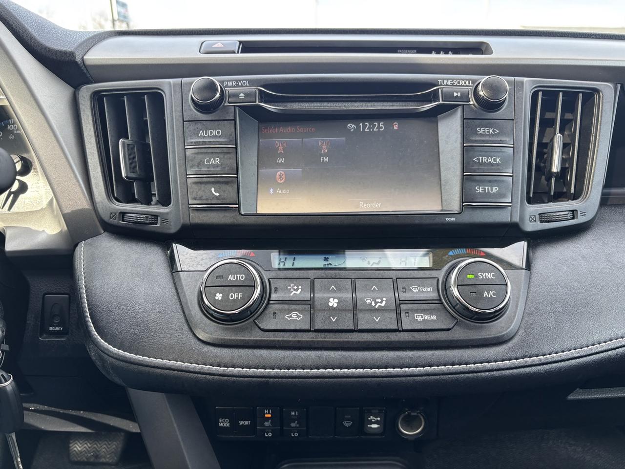 2017 Toyota RAV4 XLE ~SAFETY INCLUDES~PRICE CASH/FINANCE PRICE~ Photo