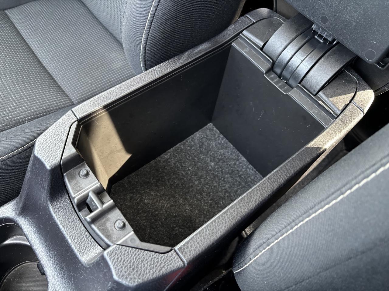 2017 Toyota RAV4 XLE ~SAFETY INCLUDES~PRICE CASH/FINANCE PRICE~ Photo