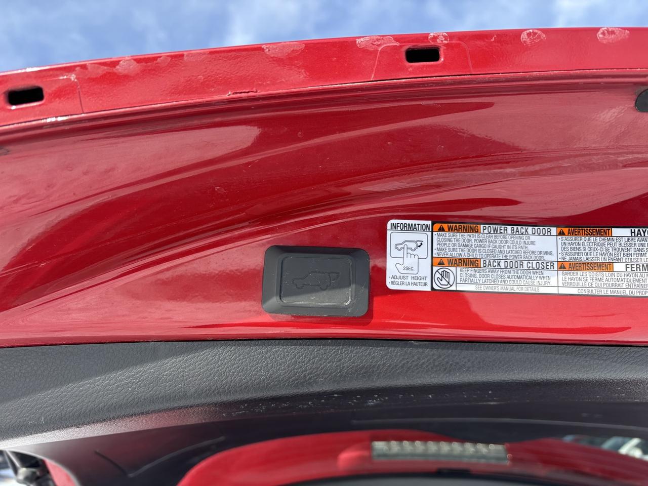 2017 Toyota RAV4 XLE ~SAFETY INCLUDES~PRICE CASH/FINANCE PRICE~ Photo