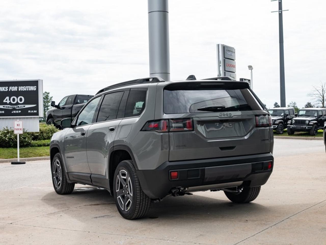 2026 Jeep Cherokee Limited Photo