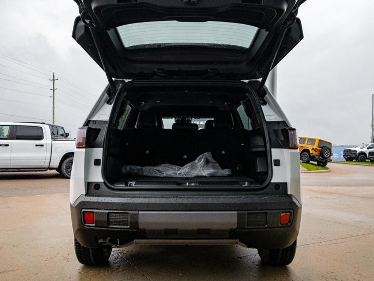 2026 Jeep Cherokee Limited Photo