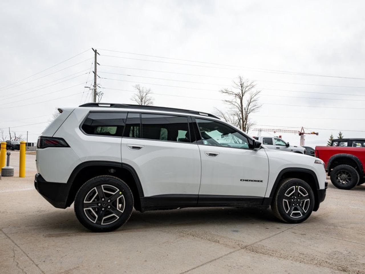 2026 Jeep Cherokee laredo Photo