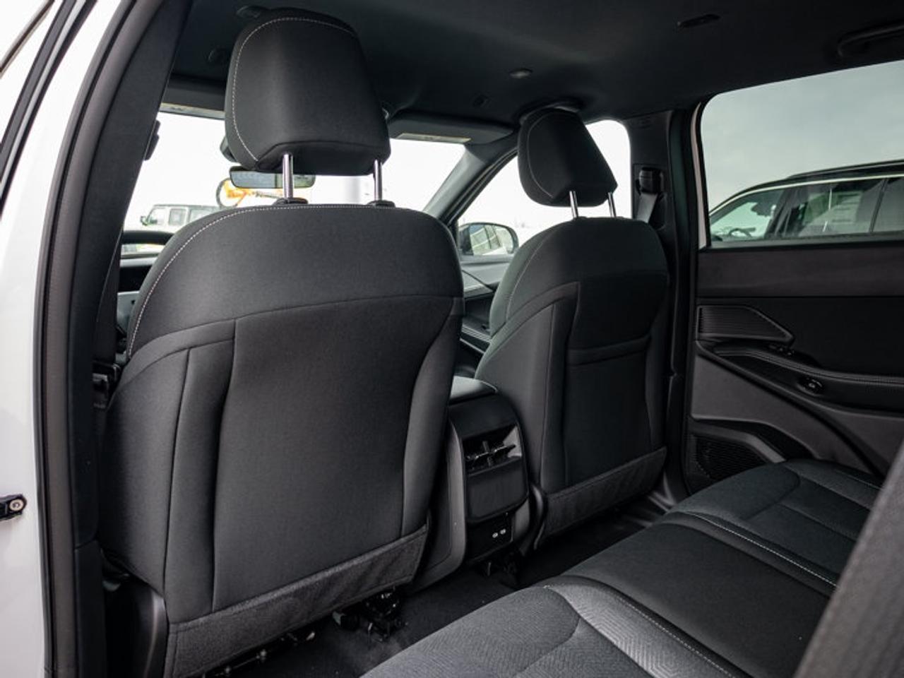 2026 Jeep Cherokee laredo Photo