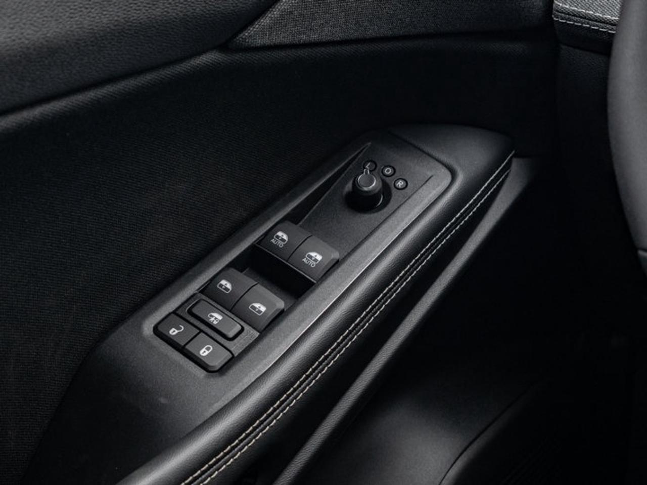 2026 Jeep Cherokee laredo Photo