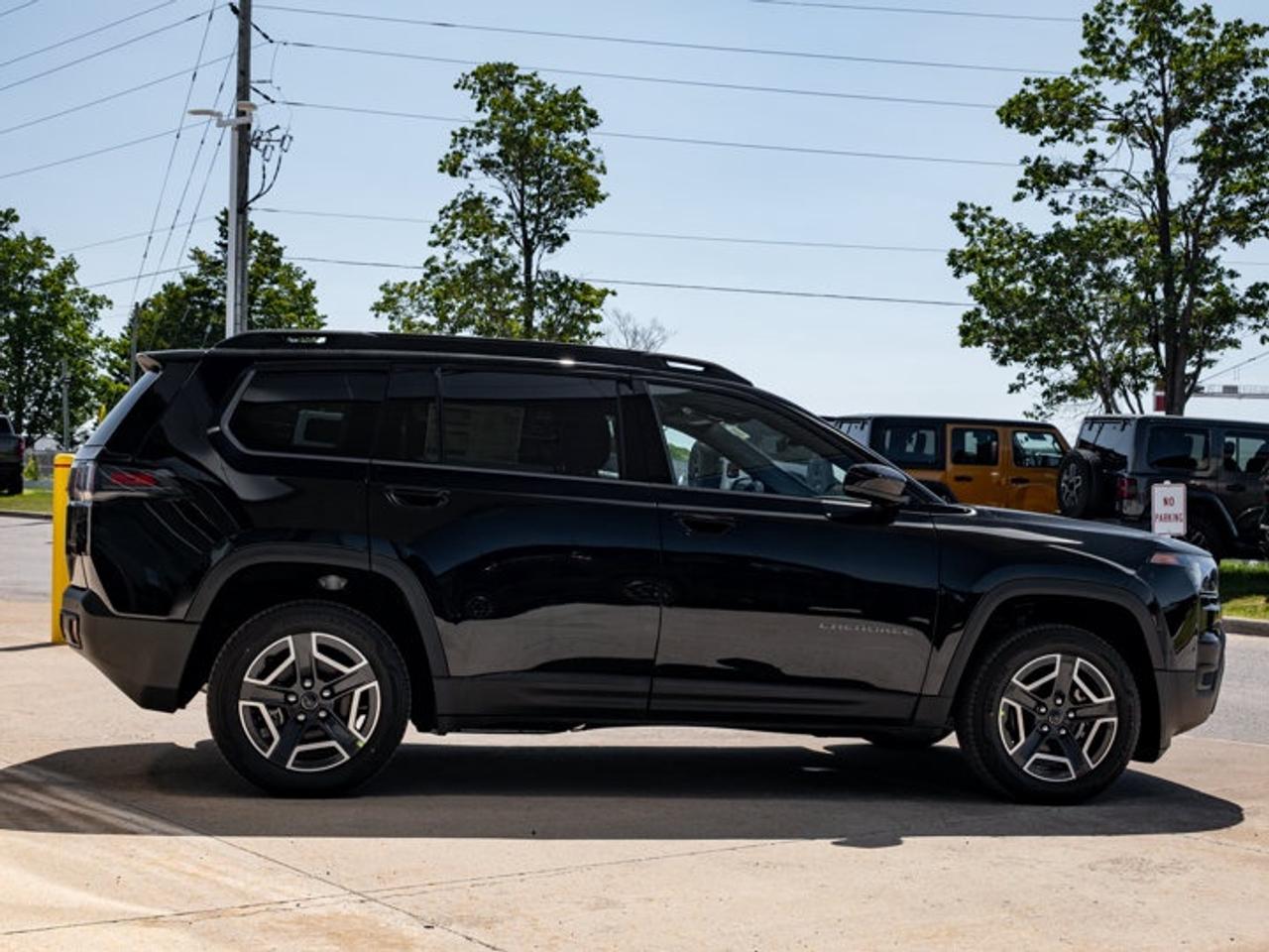 2026 Jeep Cherokee laredo Photo