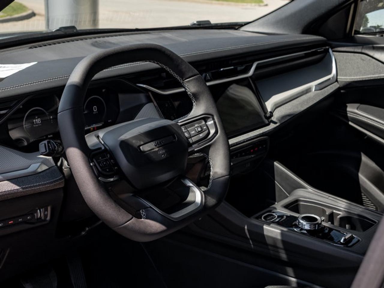 2026 Jeep Cherokee laredo Photo