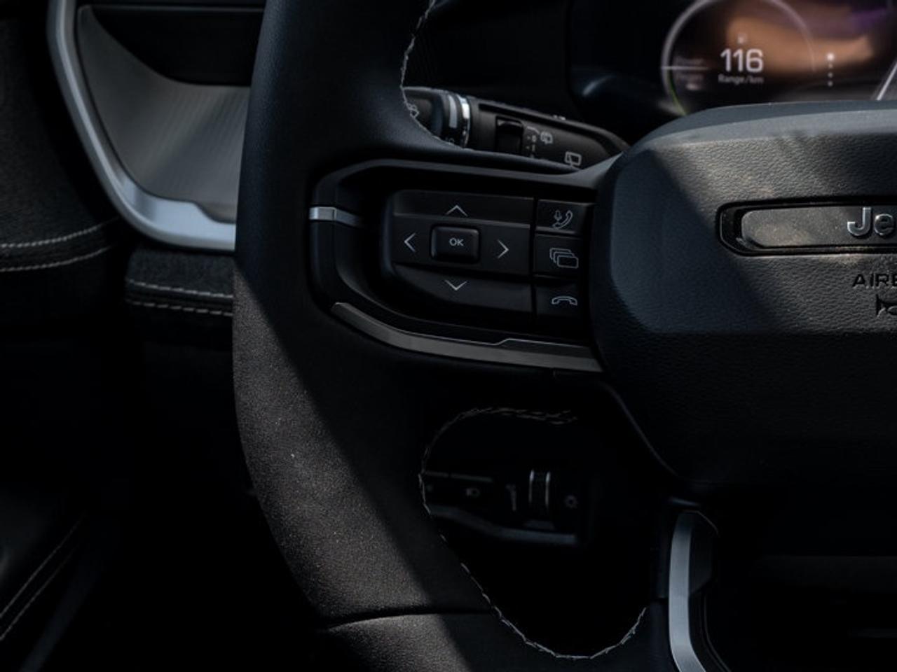 2026 Jeep Cherokee laredo Photo