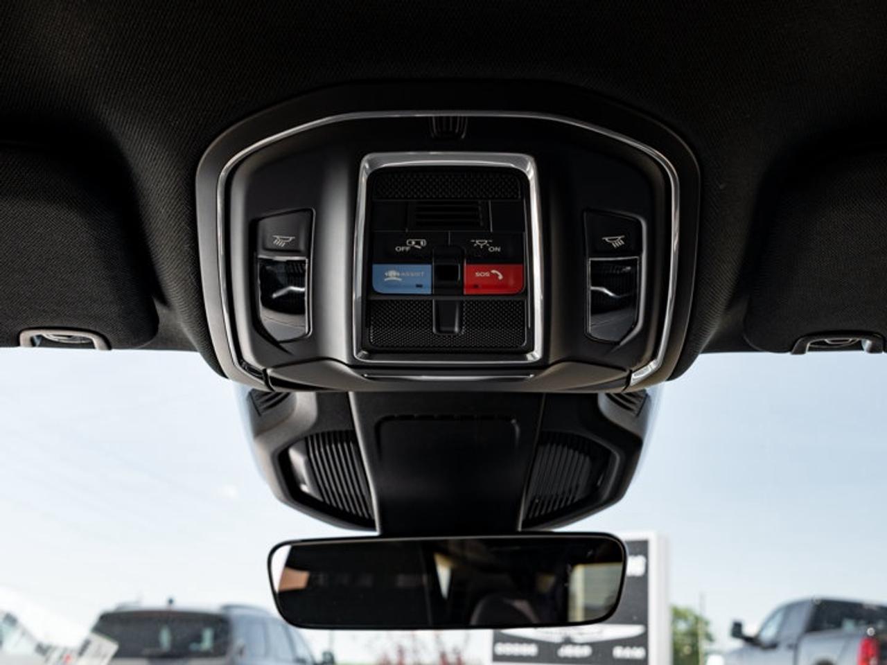 2026 Jeep Cherokee laredo Photo