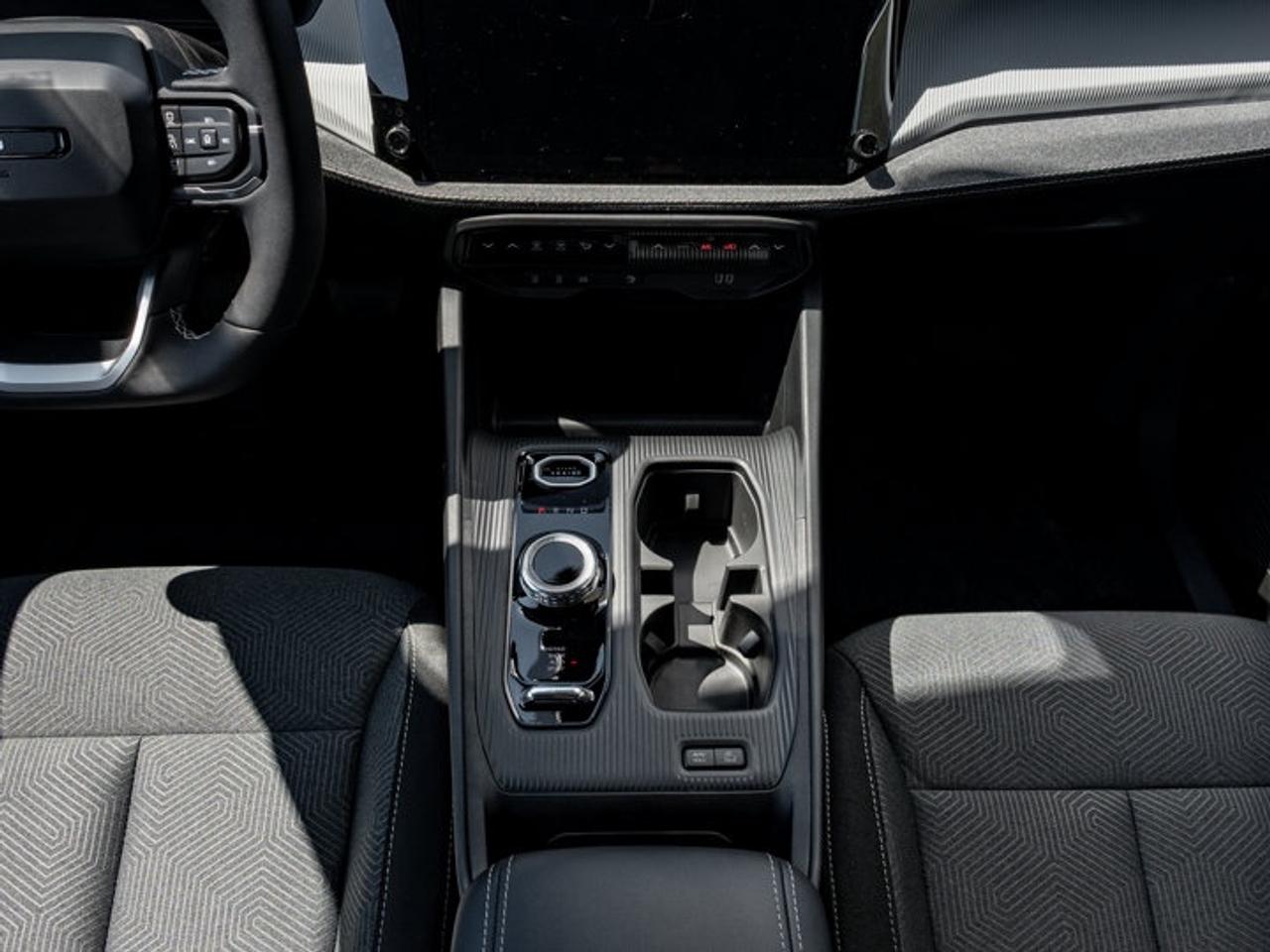 2026 Jeep Cherokee laredo Photo