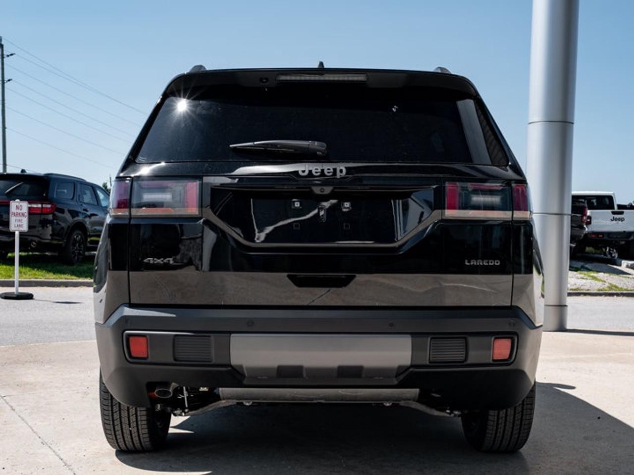 2026 Jeep Cherokee laredo Photo