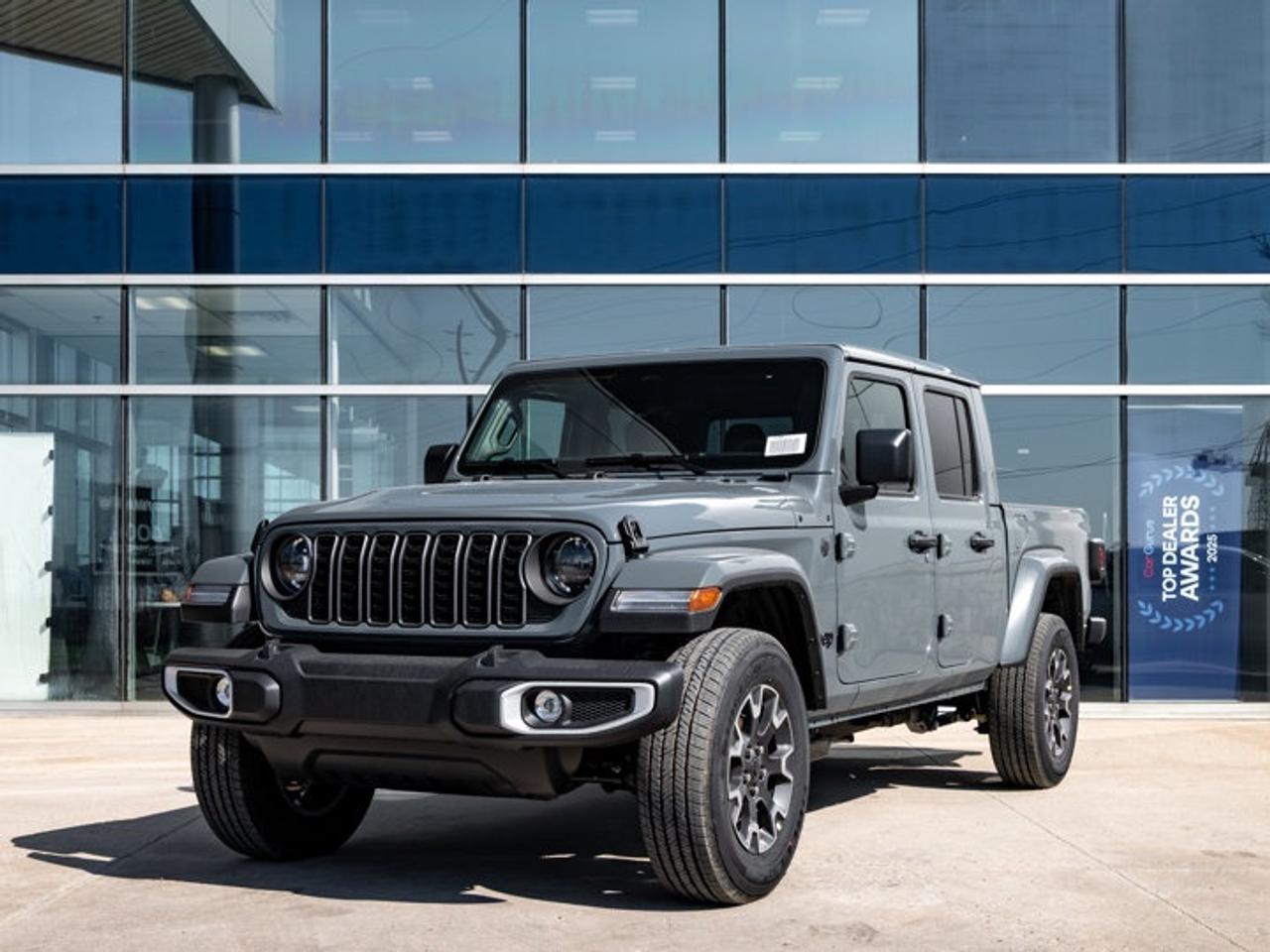 2026 Jeep Gladiator Sahara Photo